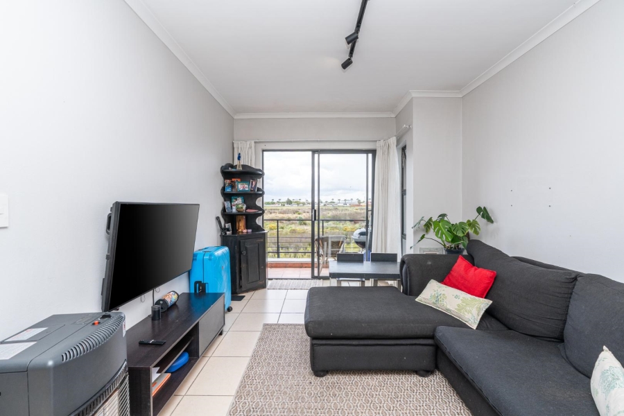 2 Bedroom Property for Sale in Royal Ascot Western Cape